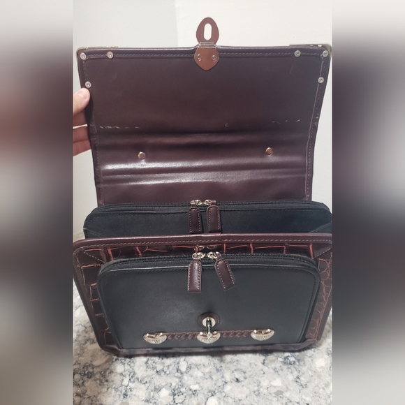 Western Croc Embossed Weaved Turnlock Briefcase Organizer Crossbody Purse - Picture 9 of 15